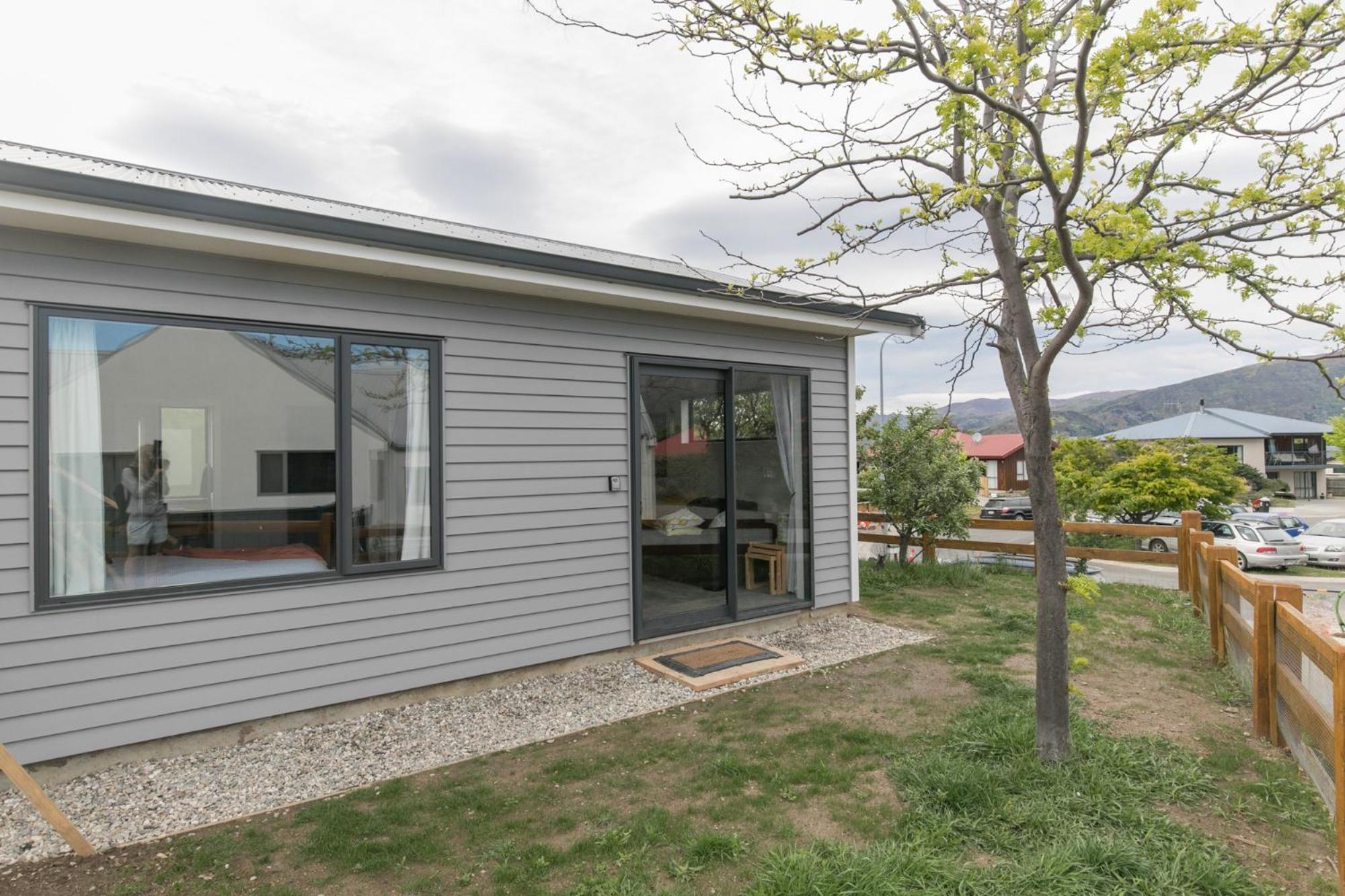 Mount Iron Apartment Wanaka Buitenkant foto
